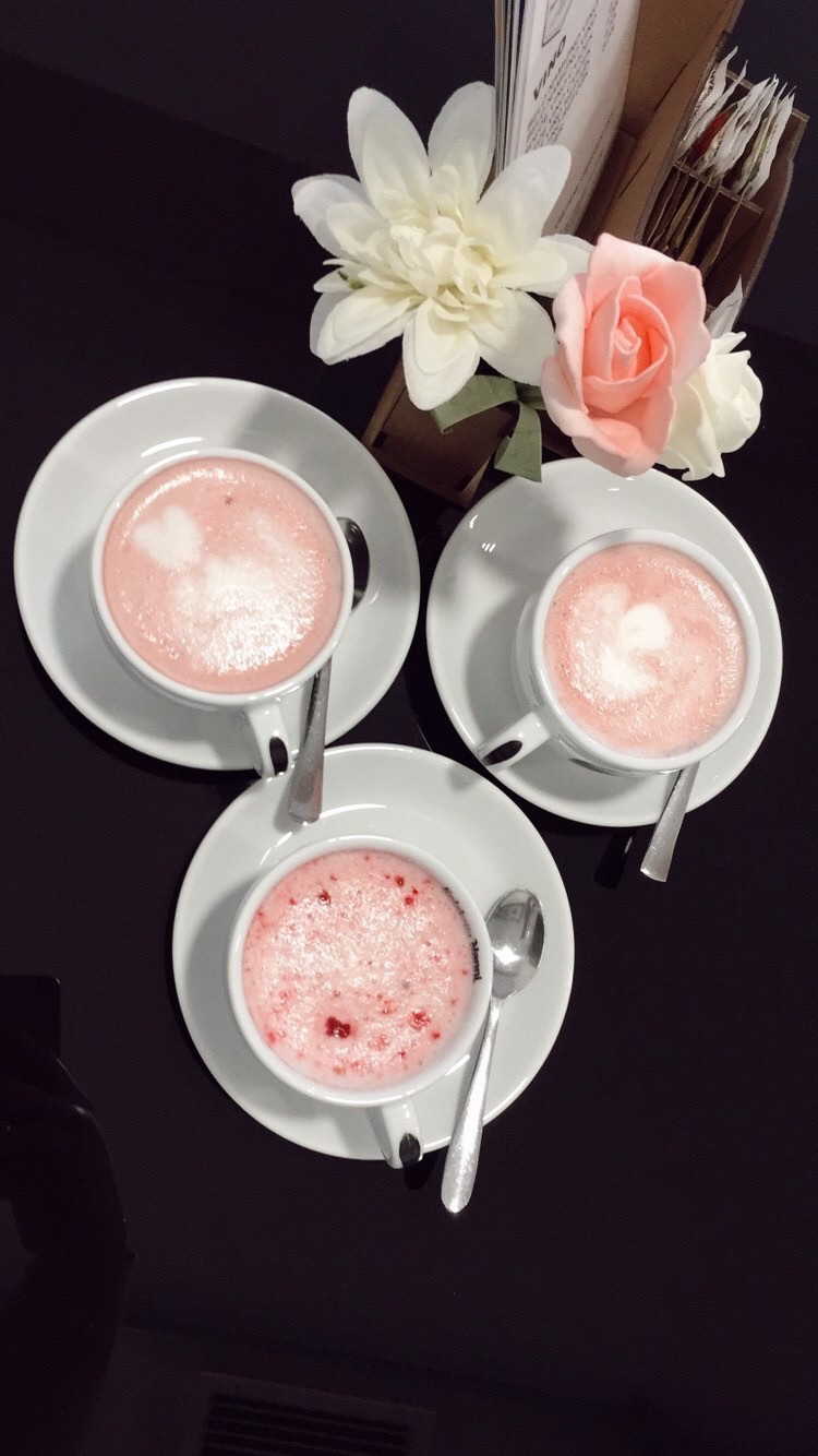 Pink latte mix 