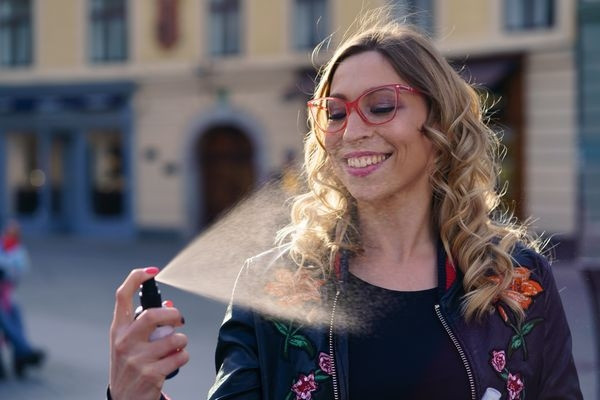 Îngrijire zilnică de bază pentru față