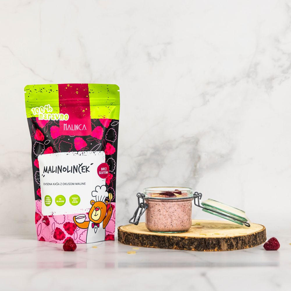 Oatmeal with raspberry flavor
