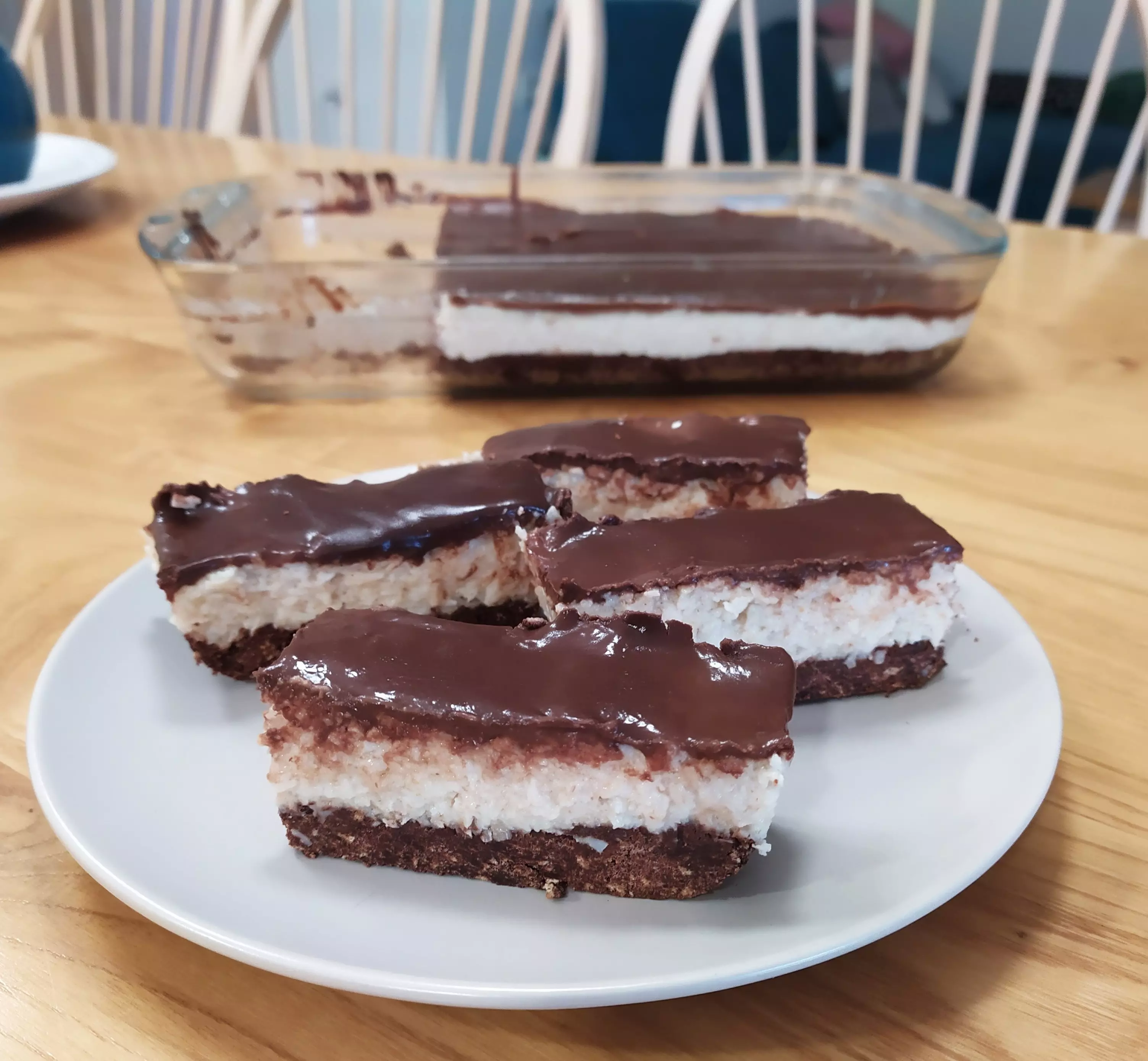 No-bake Bounty Slice