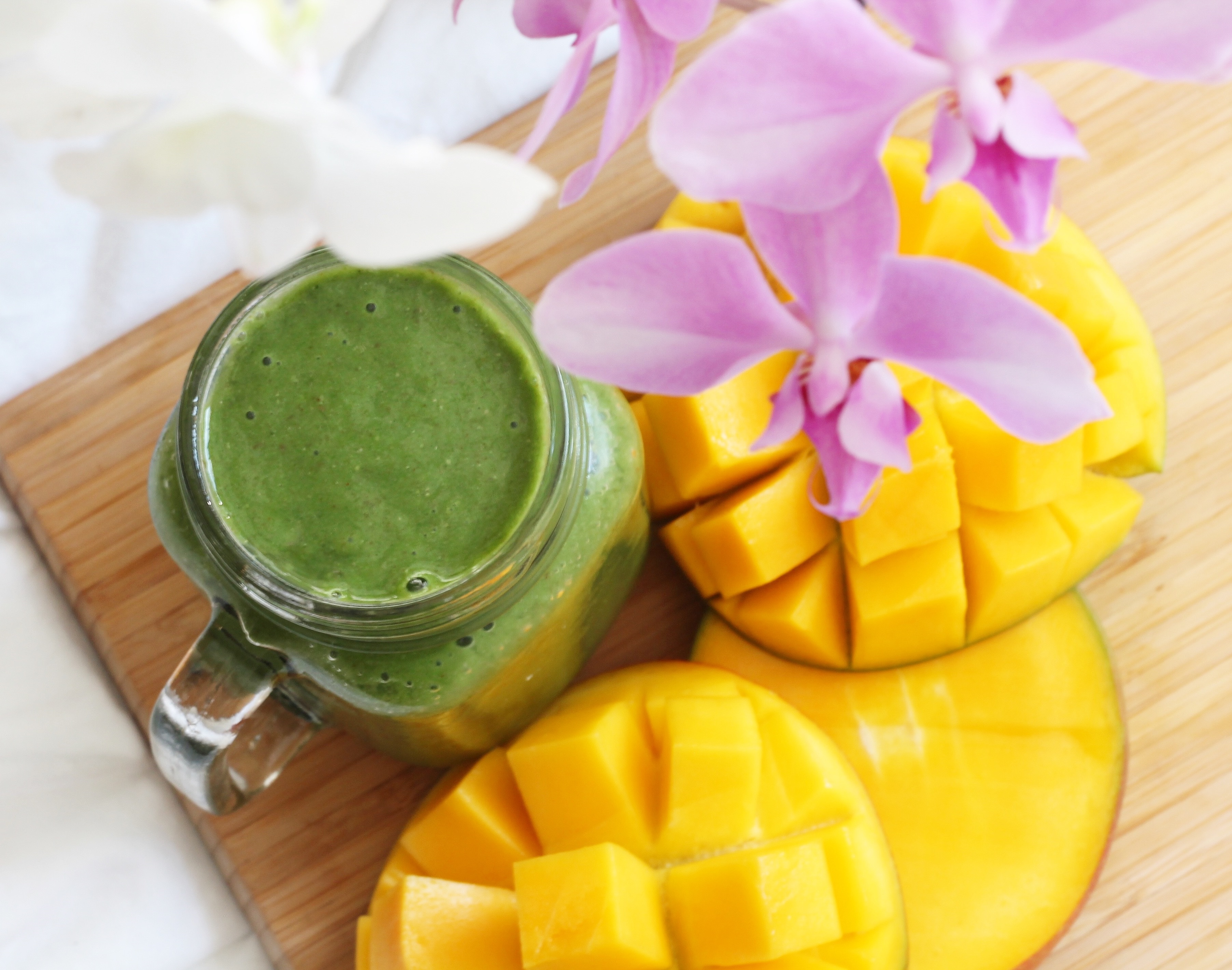 Smoothie verde cu matcha