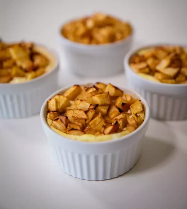 Millet porridge with apples