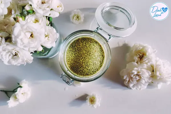 Super budincă cu mix de Matcha latte