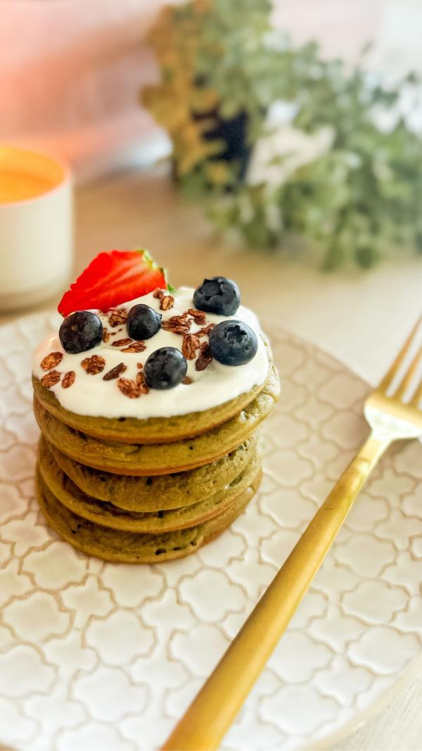 Mini clătite cu matcha